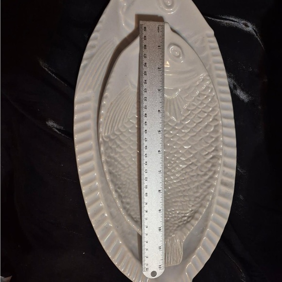 Ceramic Fish-Shaped Serving Platter - White - Picture 7 of 8